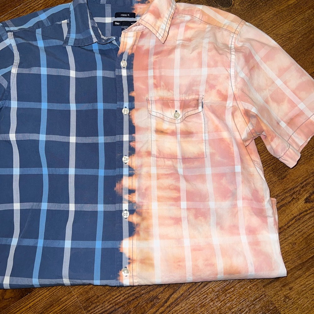 GAP Blue & White Plaid Upcycled Button Down Short Sleeve Shirt Size M - Picture 3 of 8